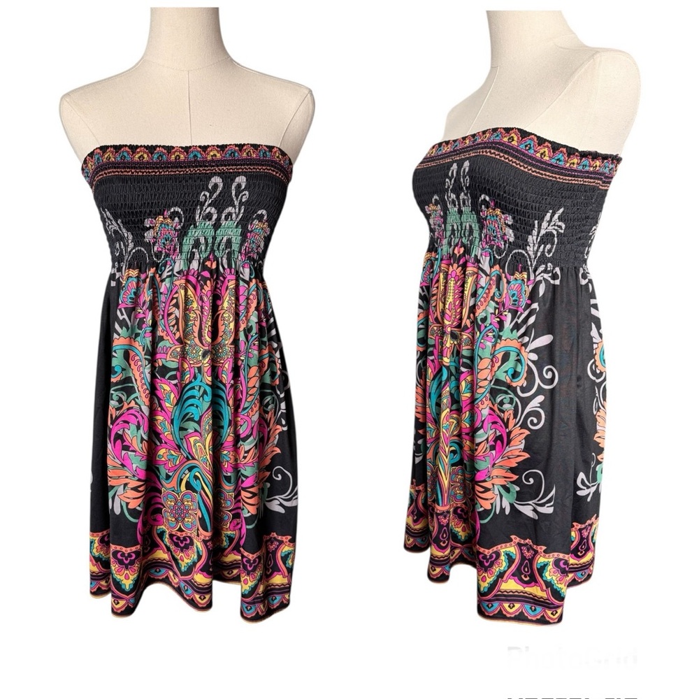 🔵 3 / for $15 - Forever 21 Paisley Print Dress Size Medium